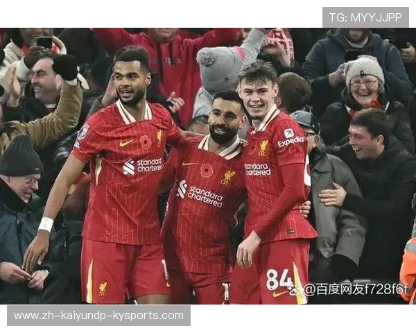 英超历史上有哪些球队曾经实现过整个赛季不败的壮举？